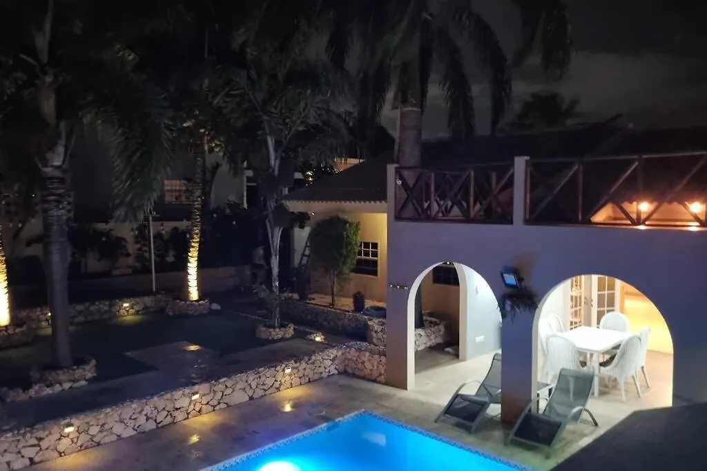 Villa Hye Willemstad