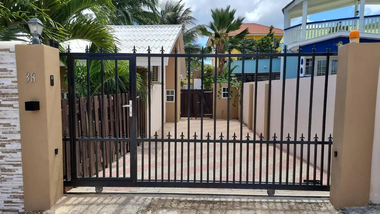 Villa Hye Willemstad